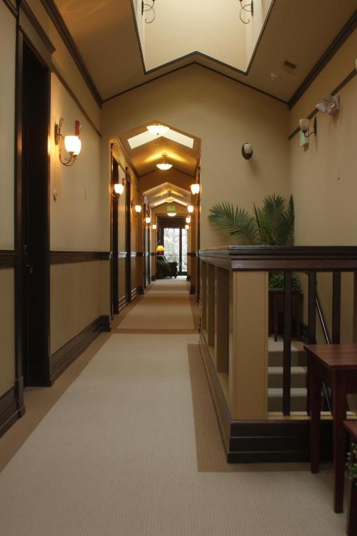 Lakeview Hotel Chelan Exterior photo